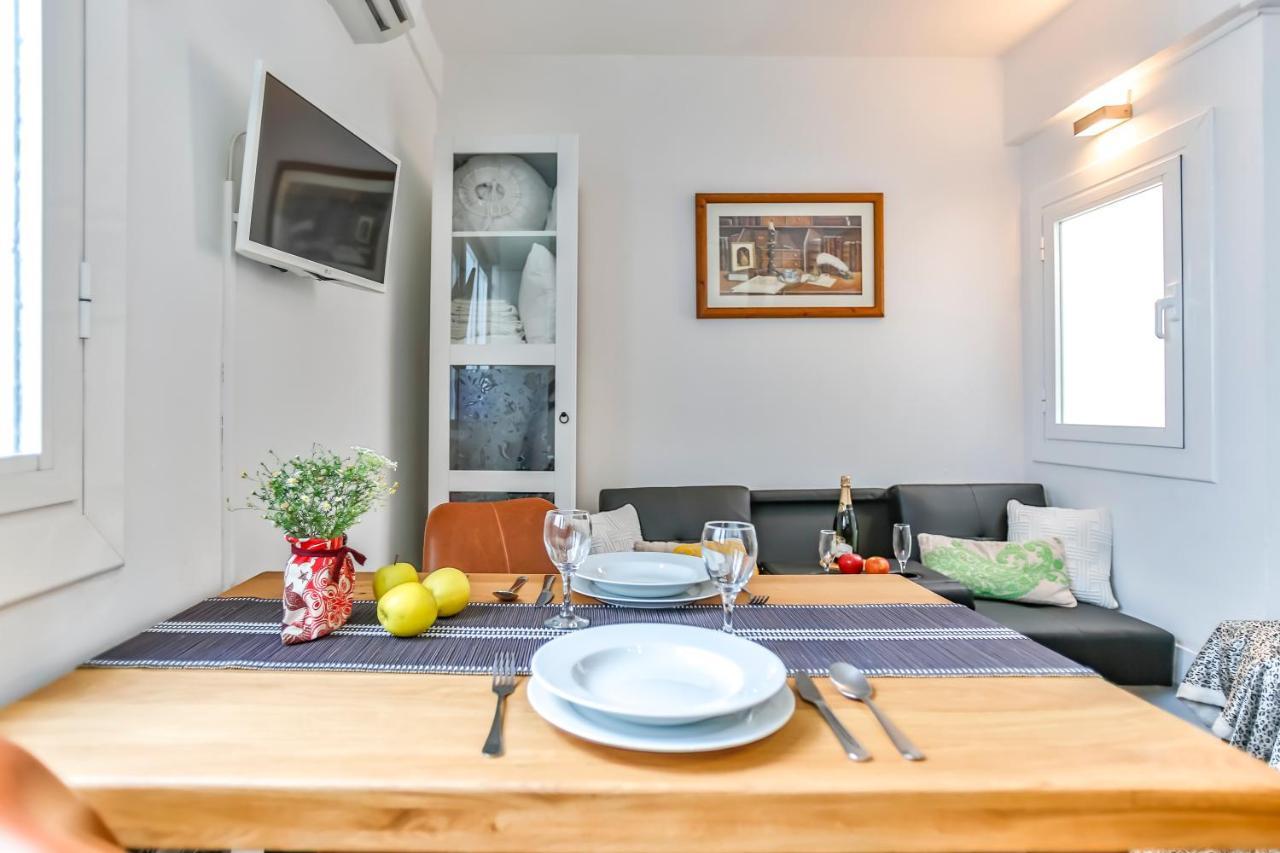 Ghat Apartments Montroig Сіджас Екстер'єр фото